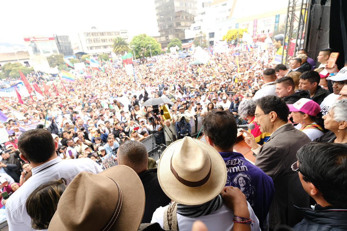 Iván Cepeda Castro tweet media