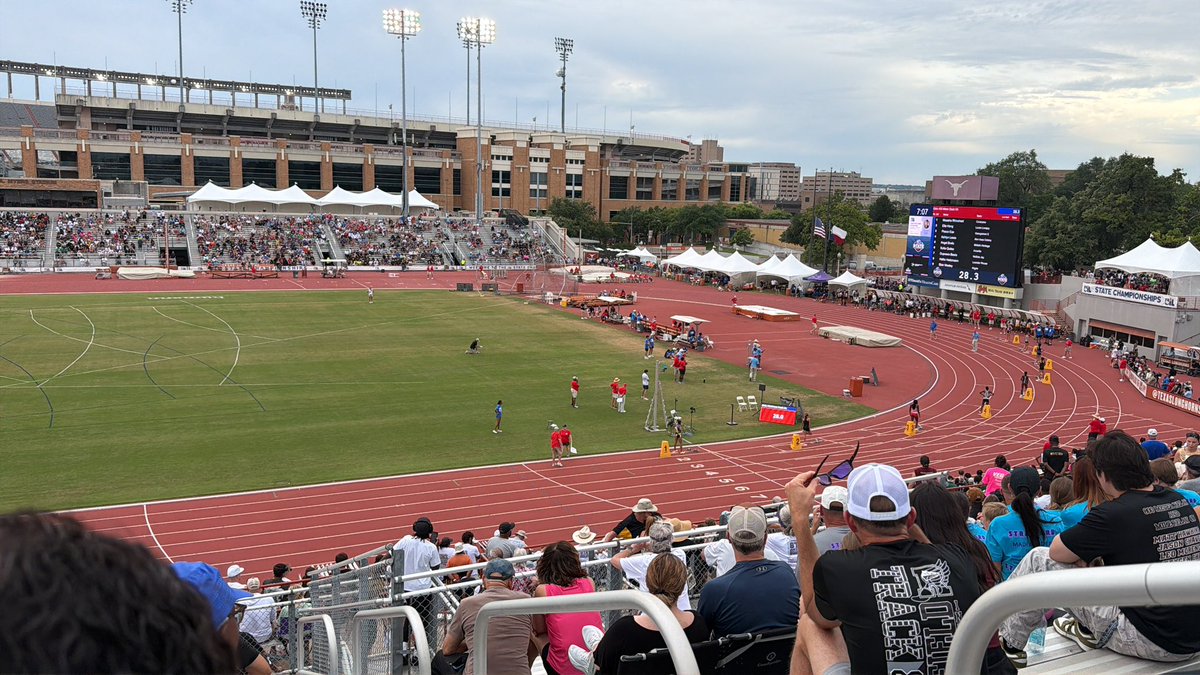 MRHSGirlsTrack's tweet photo. @MRHSGirlsTrack and @BoysMorton are at UT π UIL STATE TRACK & FIELD MEET! #FASTMAVS https://t.co/KhQxovgeCd