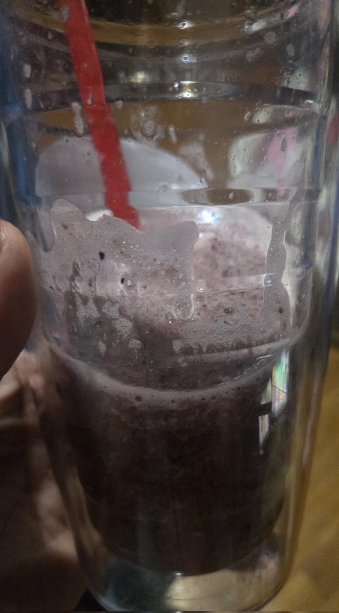 Crystal36300398's tweet photo. 🍄🍄🍄 Smoothie https://t.co/HjWWXiZdyy