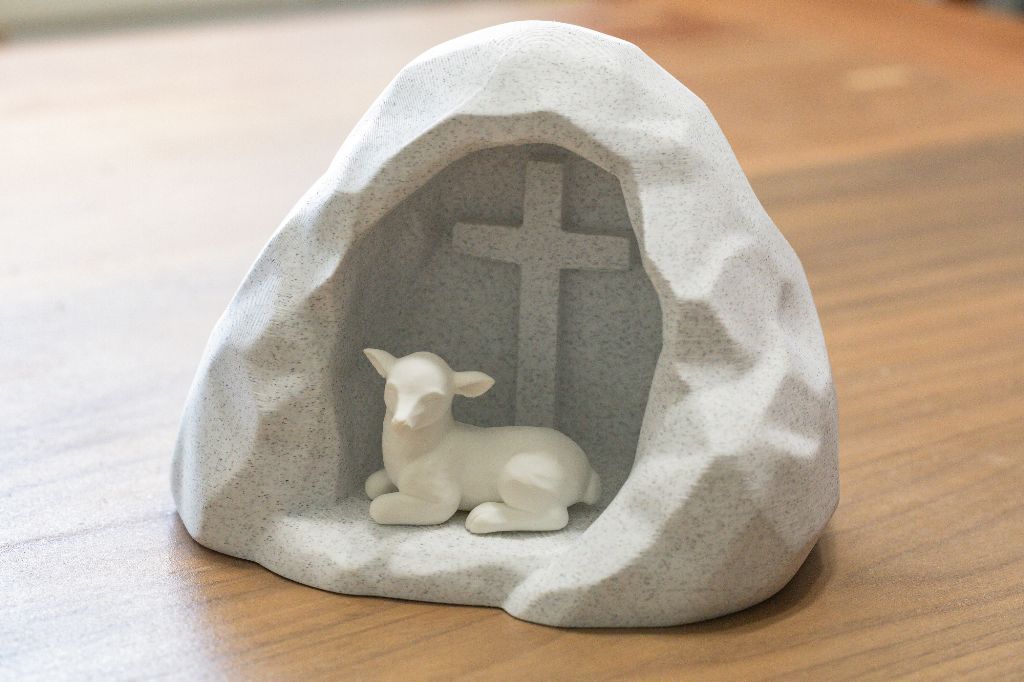 Grainlightco's tweet photo. Minimal form. Quiet symbolism.
The Grotto of the Cross was designed as a simple reflective piece for shelves, desks, and personal spaces.

https://t.co/8qvk3P0bBP https://t.co/149fZznT7s