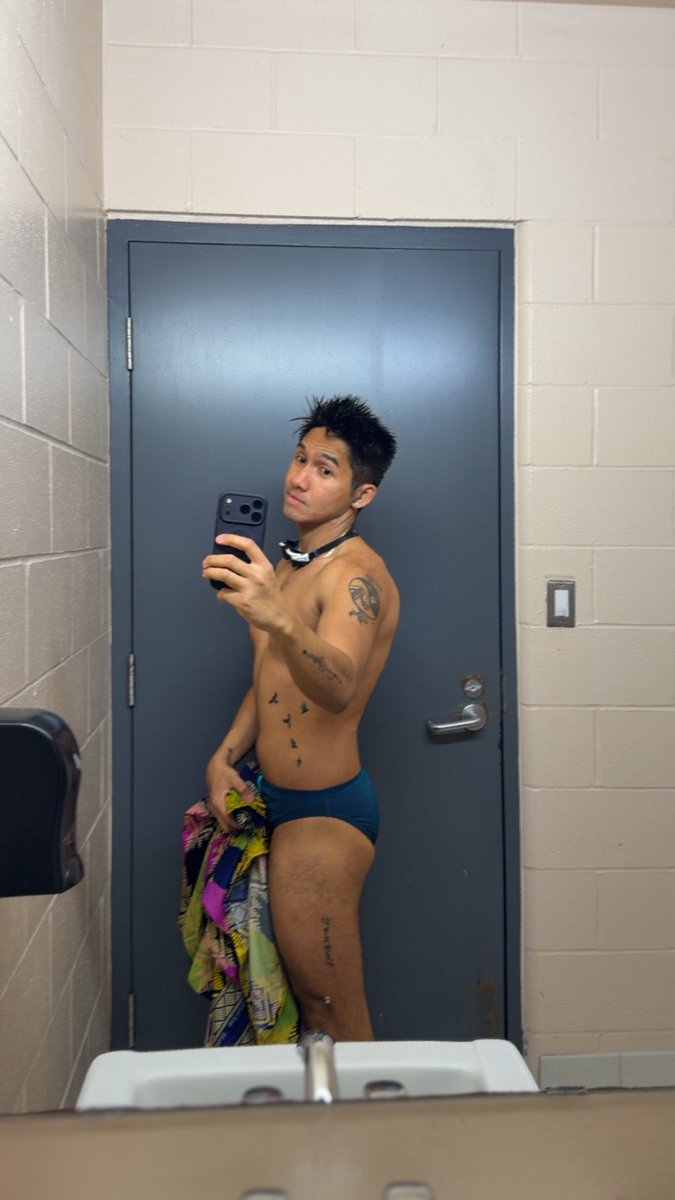 virgowhereyougo's tweet photo. Speedo szn https://t.co/Zs6q30znzC