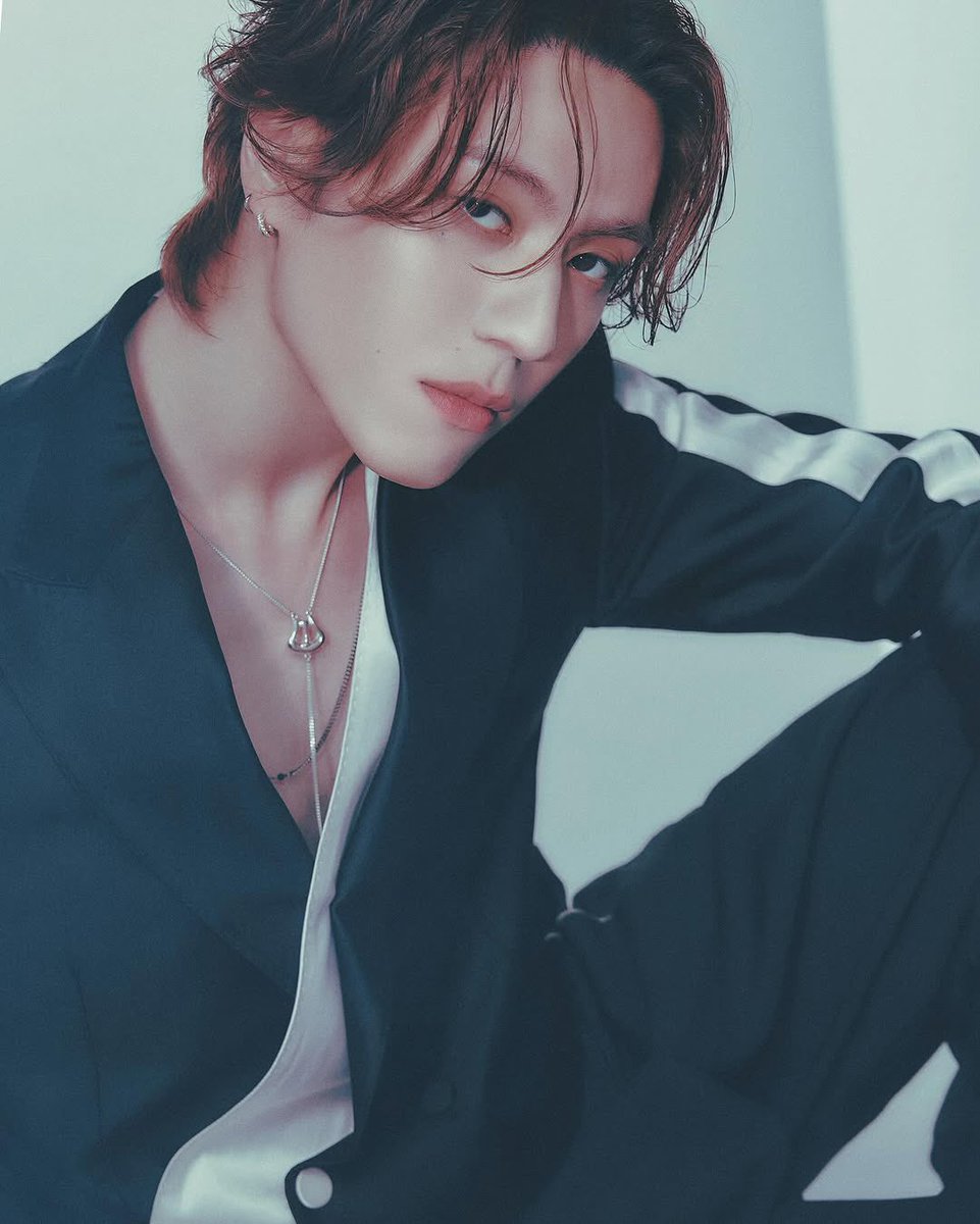 Yugyeom Base tweet media