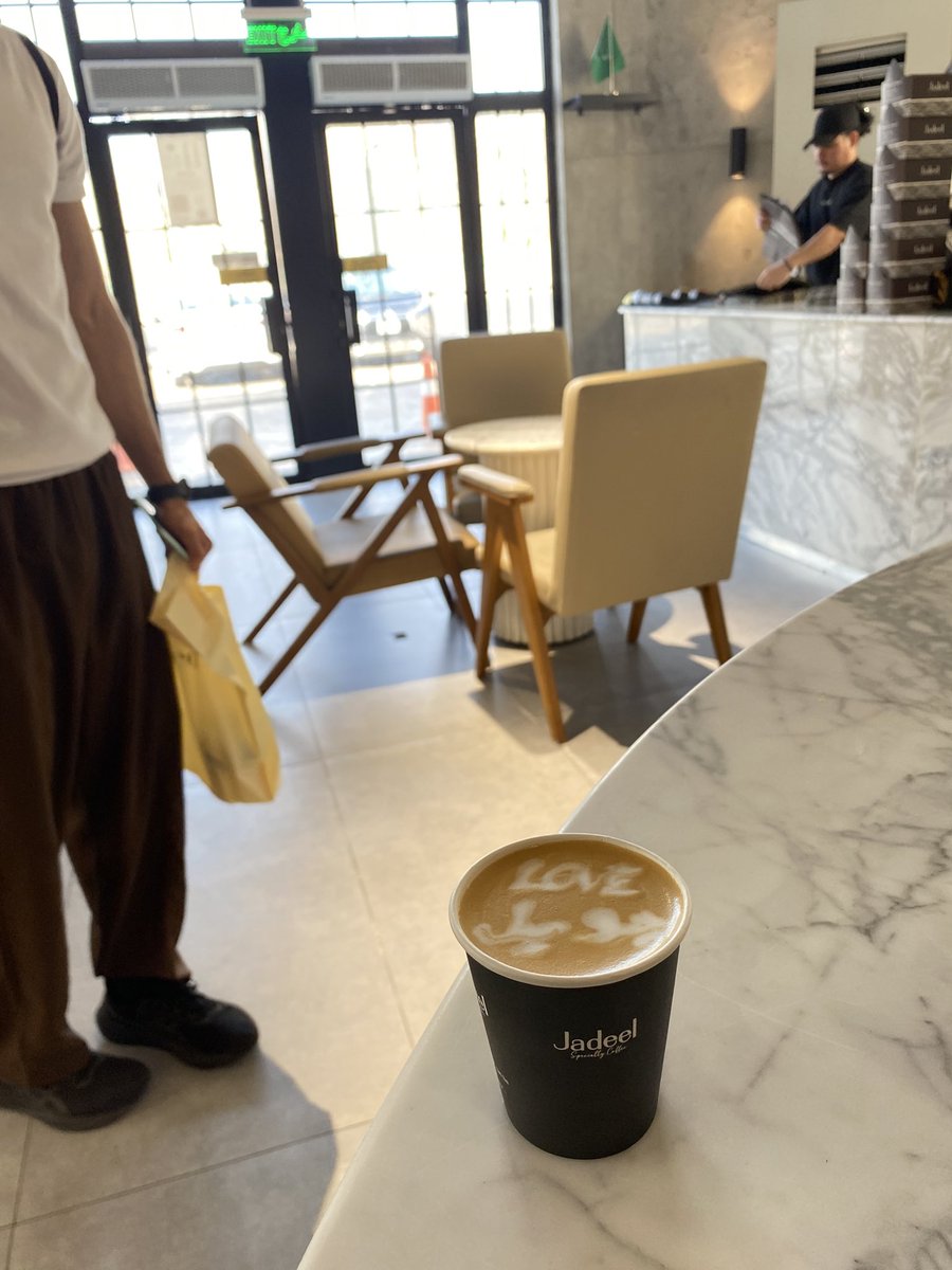 i_ranagh's tweet photo. قهوة مليانه شعور إمتنان وحُب على شرف انجاز  اول خطوات رسالتي وهي بروبوزل البحث ، اللّهم كما يسرت البدايات فاجعله طريقًا طيبًا مباركا فيه وافتح علي فتوح العارفين واتممه علي بالخير والتوفيق 🤍 https://t.co/qsuvnPCupS