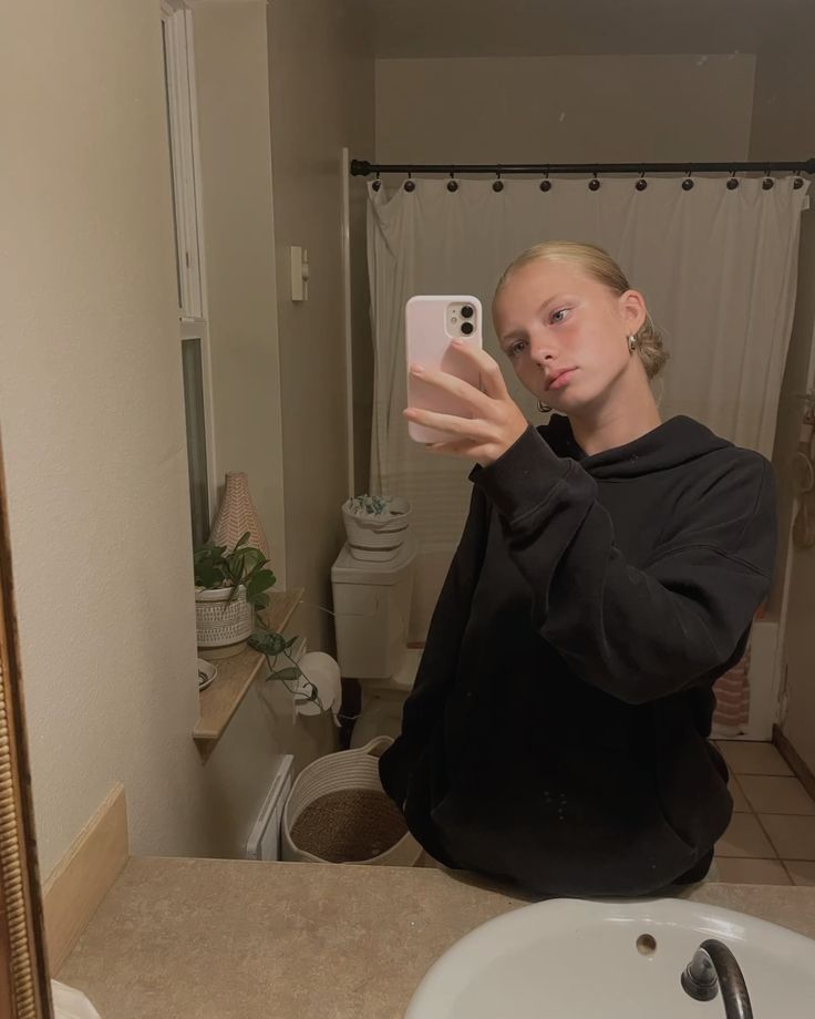 Bunnyx tweet media