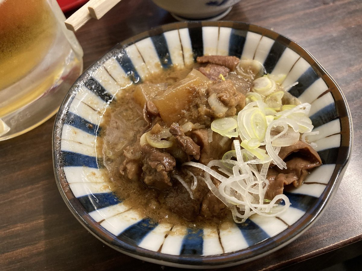 hapygora's tweet photo. 昨晩もGGハピゴラ！
聴いてくれた貴方に感謝🙇‍♂️
メッセージ受ける側の
iPadが最近トラブって…
ご迷惑をお掛けして
申し訳ありません！🙇‍♂️
懲りずに来週も
是非メッセージくださいね
貴方のコメントが命です！

写真は先週行った大宮駅前
懐かしいので寄ってみた…
モツ煮190円！美味かった
#コマラジ https://t.co/oqfxLaakUu