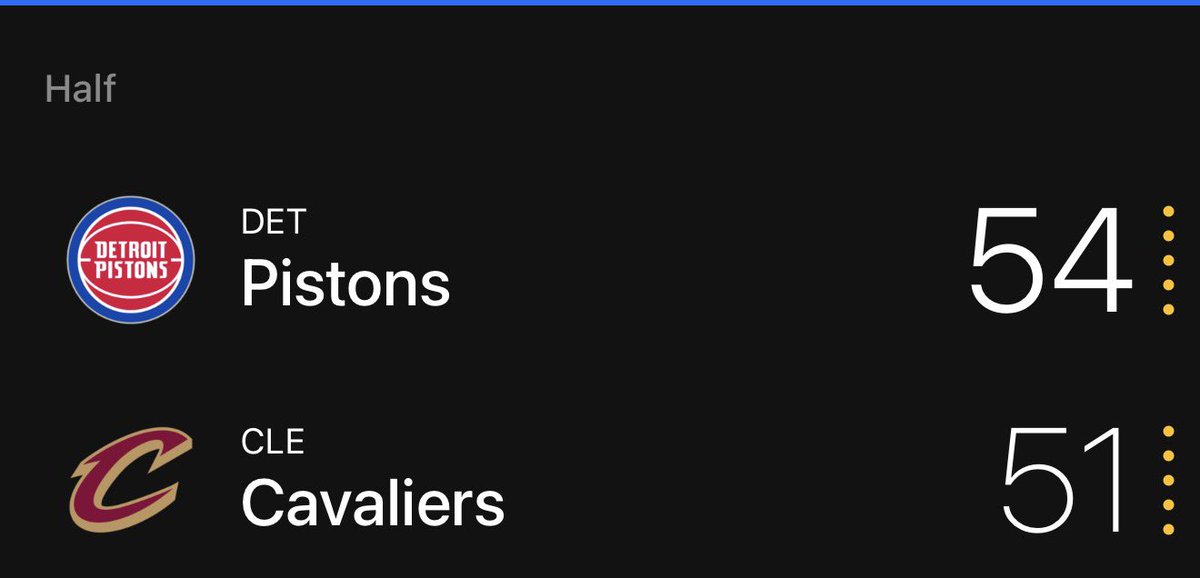winwithvee's tweet photo. FINALLY. 

PISTONS 1H +1.5✅✅✅ https://t.co/Pj25kuA0aA