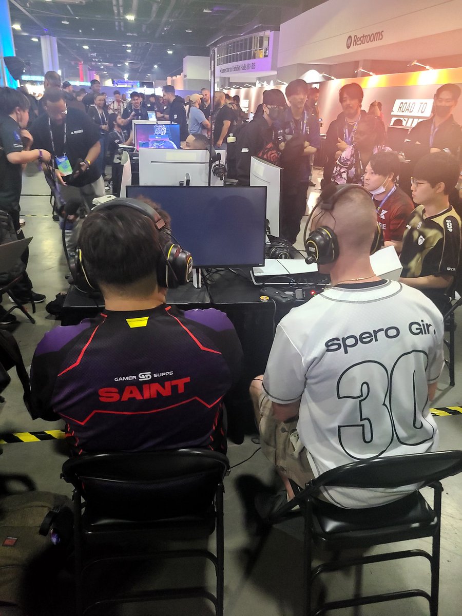 GetterEmperor's tweet photo. 1-2 COTW 
1-2 Tekken 

Not too disappointed. It's a Hella stacked tourney but I'm glad to get the experience. 
Even got to see my goat EyeMusician in action. https://t.co/ItMjAPr5EW