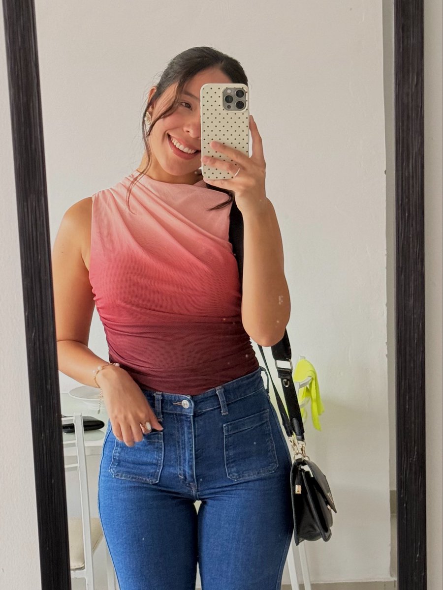 goddessyeli's tweet photo. Pink princess 💖

Findom https://t.co/aQxmC3yLRF