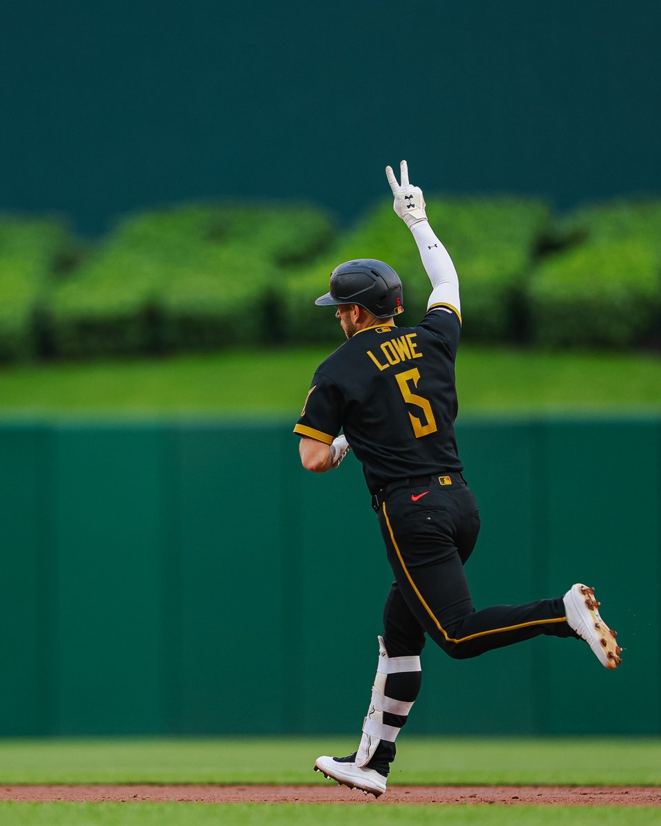 Pittsburgh Pirates tweet media