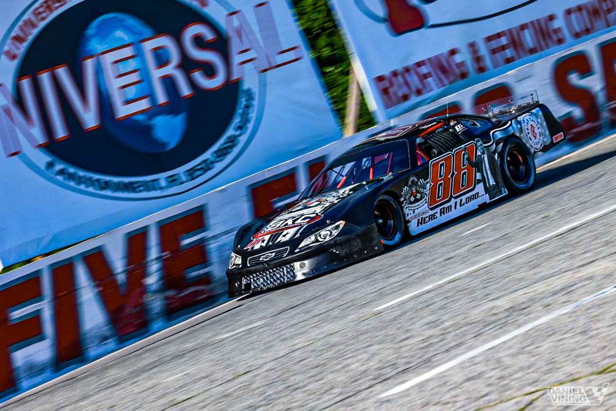 Short Track Scene tweet media