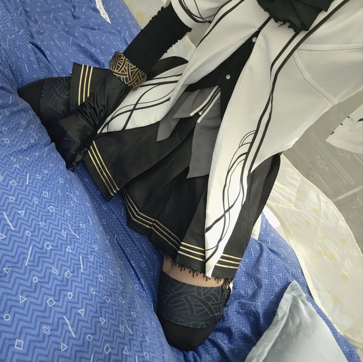 oceanman1919's tweet photo. 尝试下搭配白靴的图图
#阿尔图罗 #明日方舟 #长靴 #丝袜 #cos https://t.co/4pp8Hu0Hoy