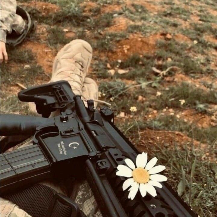 Soldi3rboy1337's tweet photo. 𝑺𝑻𝑨𝒀 𝑺𝑻𝑹𝑶𝑵𝑮, 𝑨𝑳𝑾𝑨𝒀𝑺 𝑩𝑬 𝑺𝑻𝑹𝑶𝑵𝑮 https://t.co/j8crfb4sHg