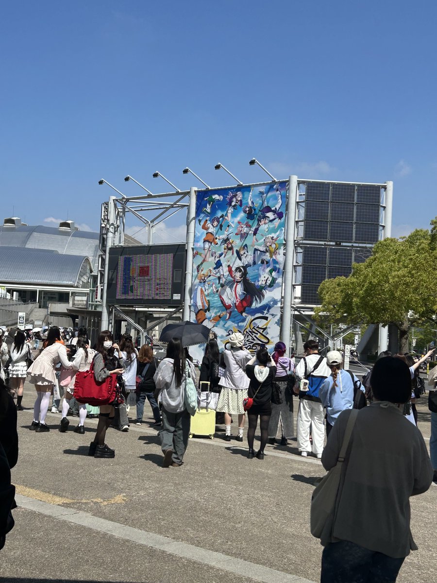 maitake10_'s tweet photo. にじフェス初日来たンゴ https://t.co/kQhjuMd53W