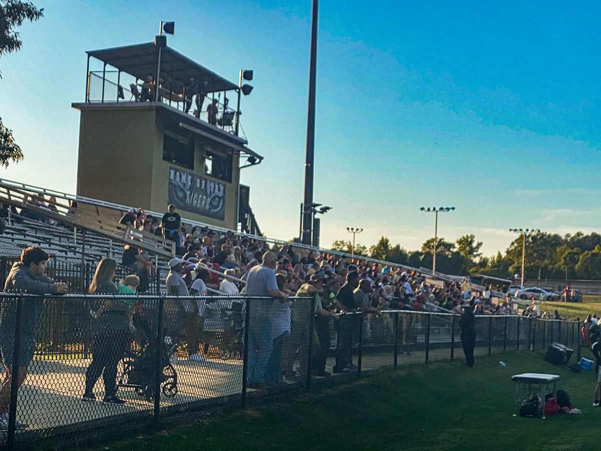 Commerce Tiger Football - Fan Page tweet media