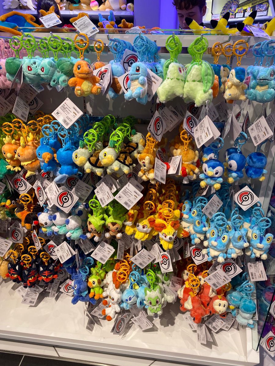 ByCla__'s tweet photo. kalau aku open jastip jepang gacha &amp; pokemon ada yang mau?? bisa dm yaa https://t.co/MGj2unQuyE