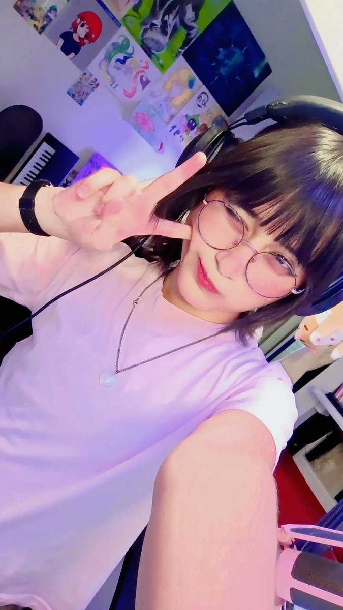 cherryyyyyyy 🍒🏳️⚧️ tweet media