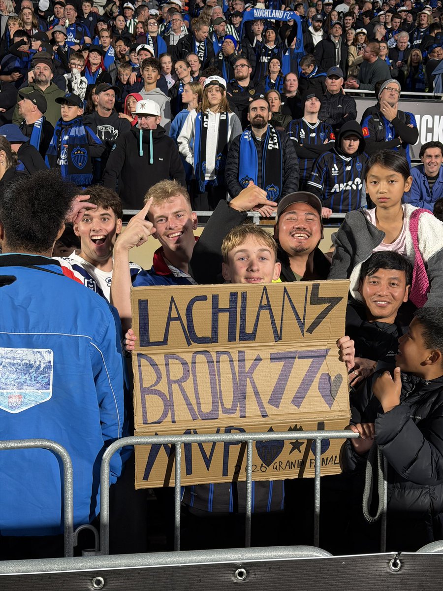 OnTheCollective's tweet photo. Auckland can celebrate ๐ณ๐ฟ๐
Their second season, they're second trophy. An incredible achievement ๐
#AKLvSYD #OnTheCollective https://t.co/97Se1bvzXT