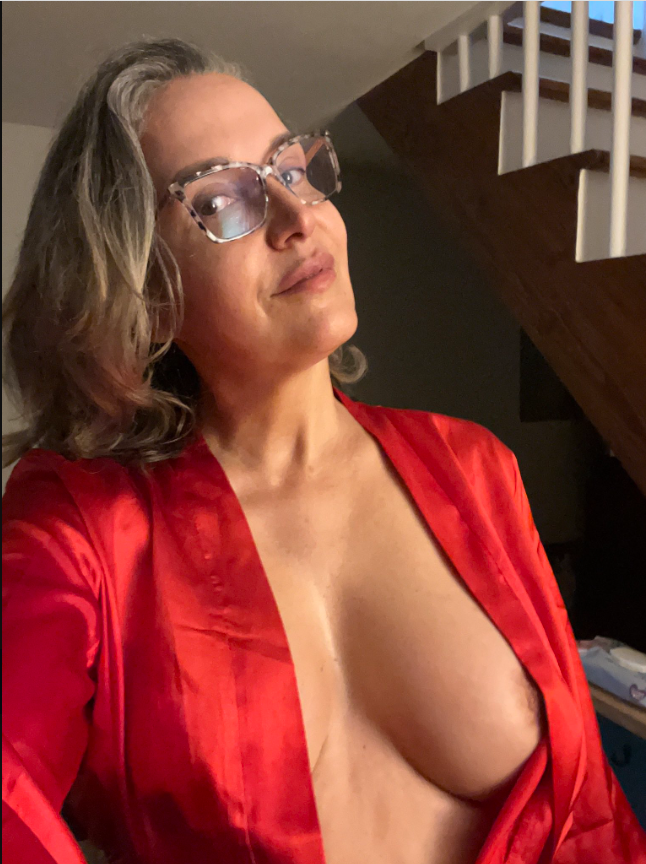 Emma Harzel tweet media