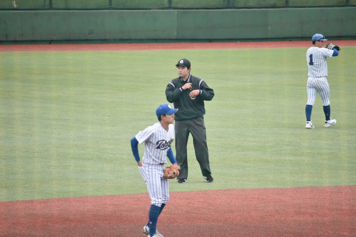 BIEGUN320's tweet photo. 阿部哲也(審判の姿) https://t.co/PkAA6SbmnZ