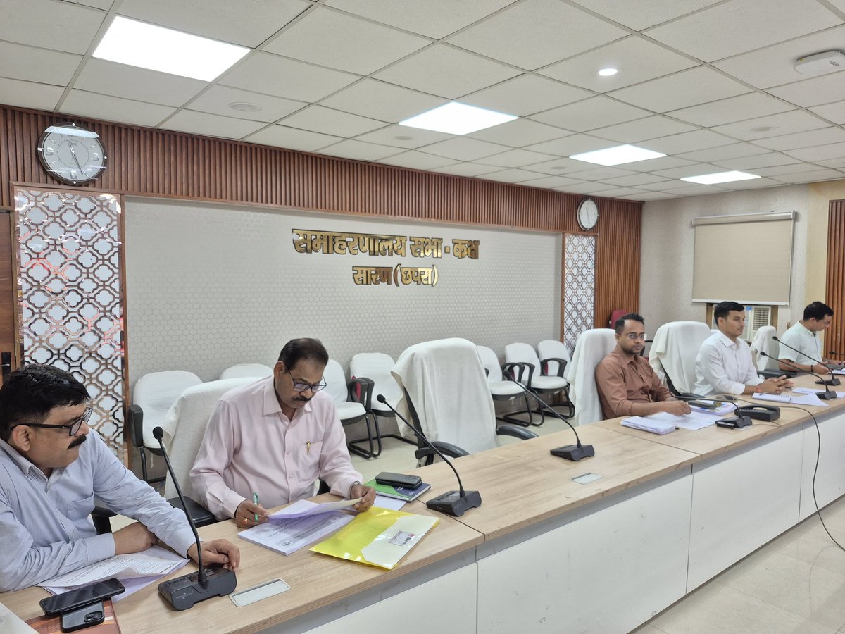 DISTRICT ADMlNISTRATION SARAN tweet media