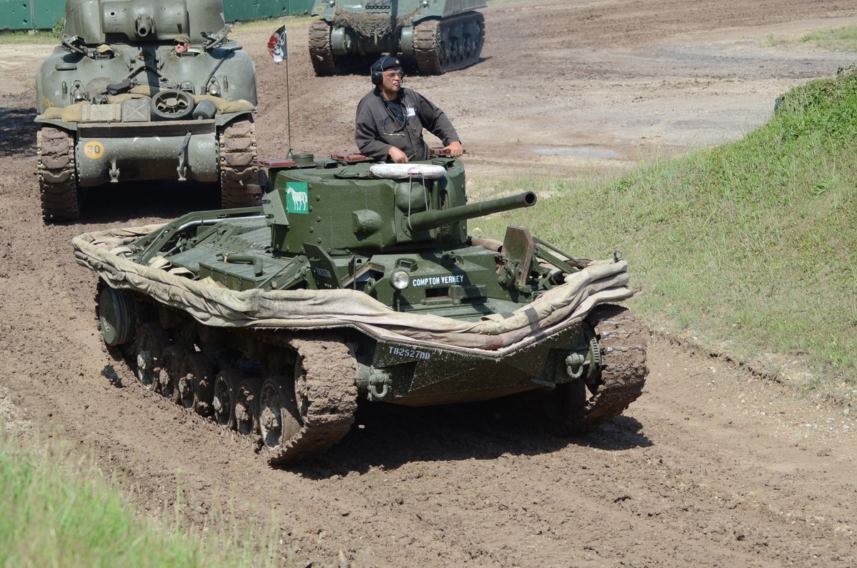 Military Model Scene tweet media