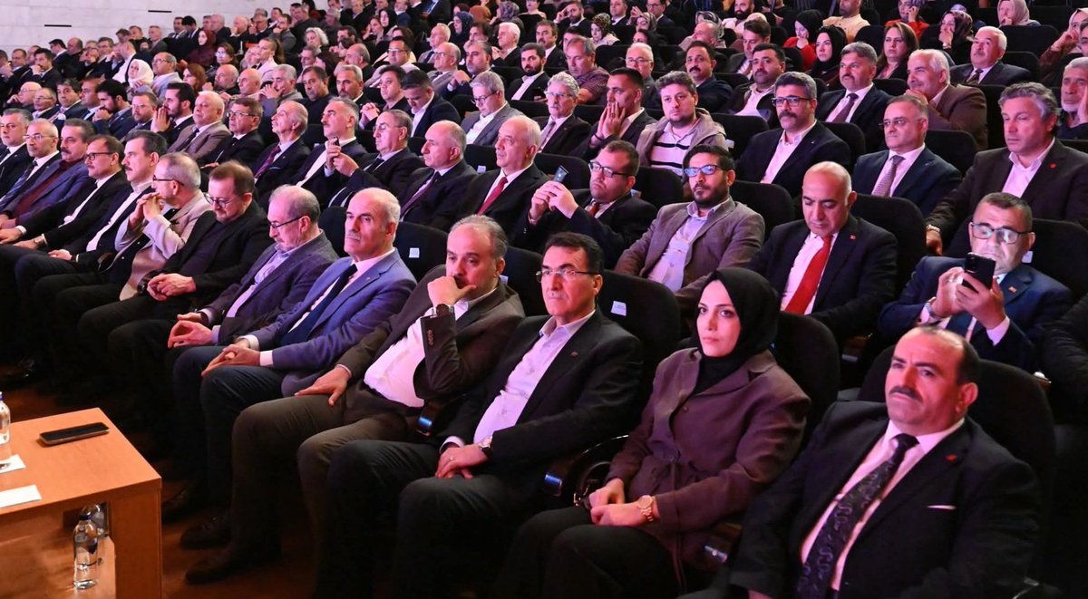 ASAVBURSASUBESI's tweet photo. Ak parti Bursa İl başkanlığının Düzenlediği Bayramlaşma programına katılım sağladık @AsavVakfi @ZiyaSozen @davutgurkan https://t.co/ksnS5nN7Yn