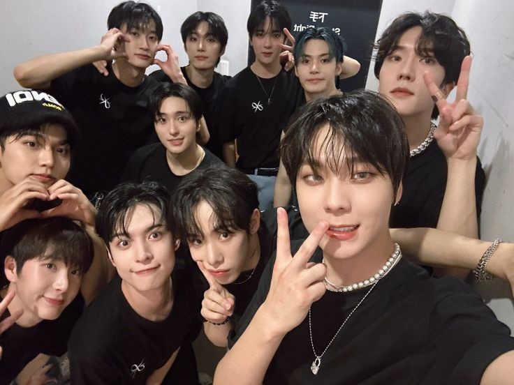 jaehan is an alien tweet media
