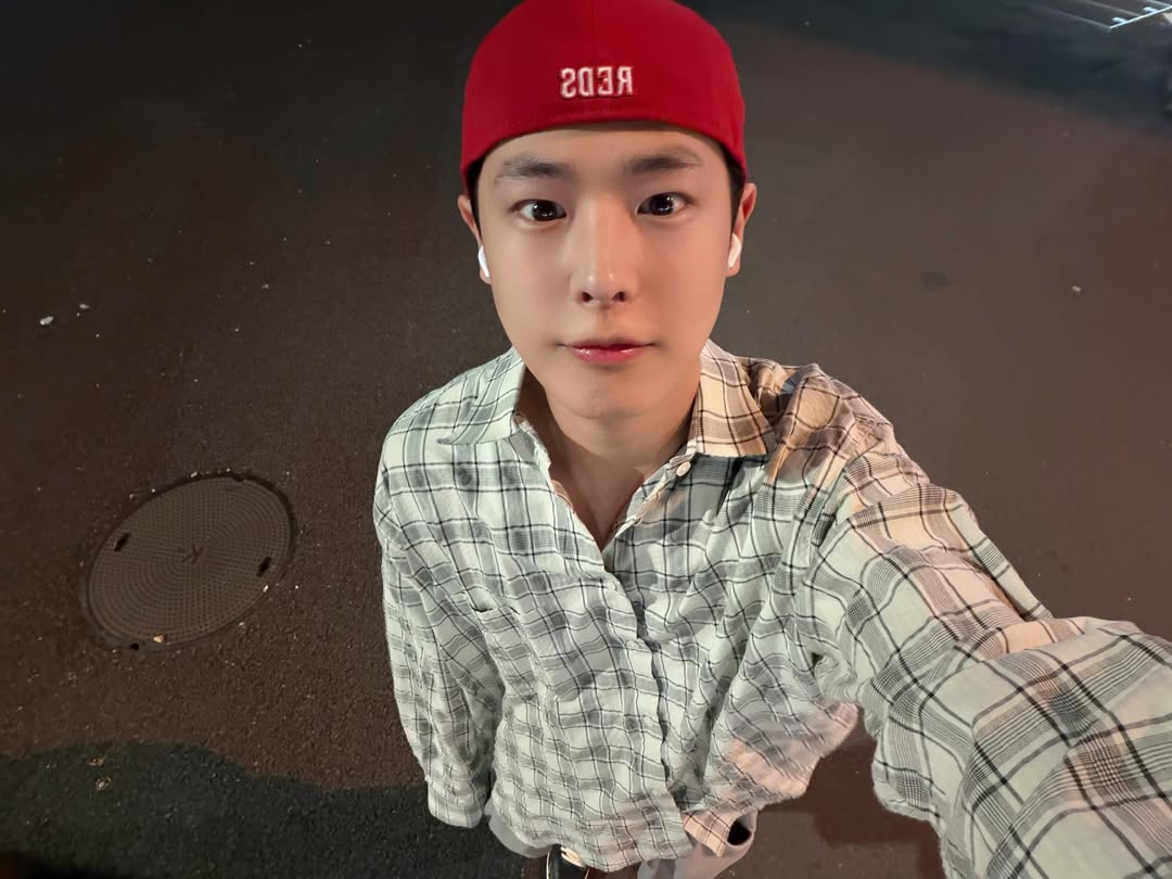 Hini__'s tweet photo. 병찬 in 일본💛 https://t.co/oweZUKKSDL