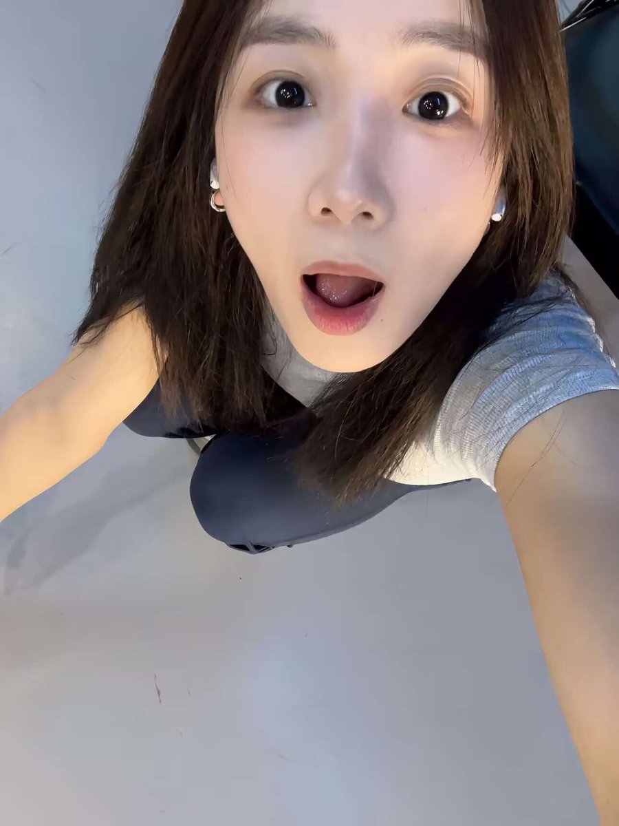 Memebfb's tweet photo. 今日表情 https://t.co/lW9TbahyQc