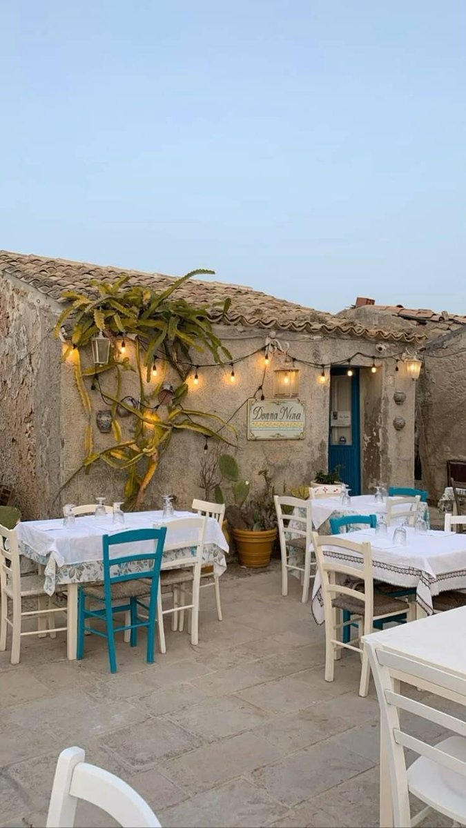 MozartCultures's tweet photo. sicilian summer https://t.co/FQgeHPlKfi