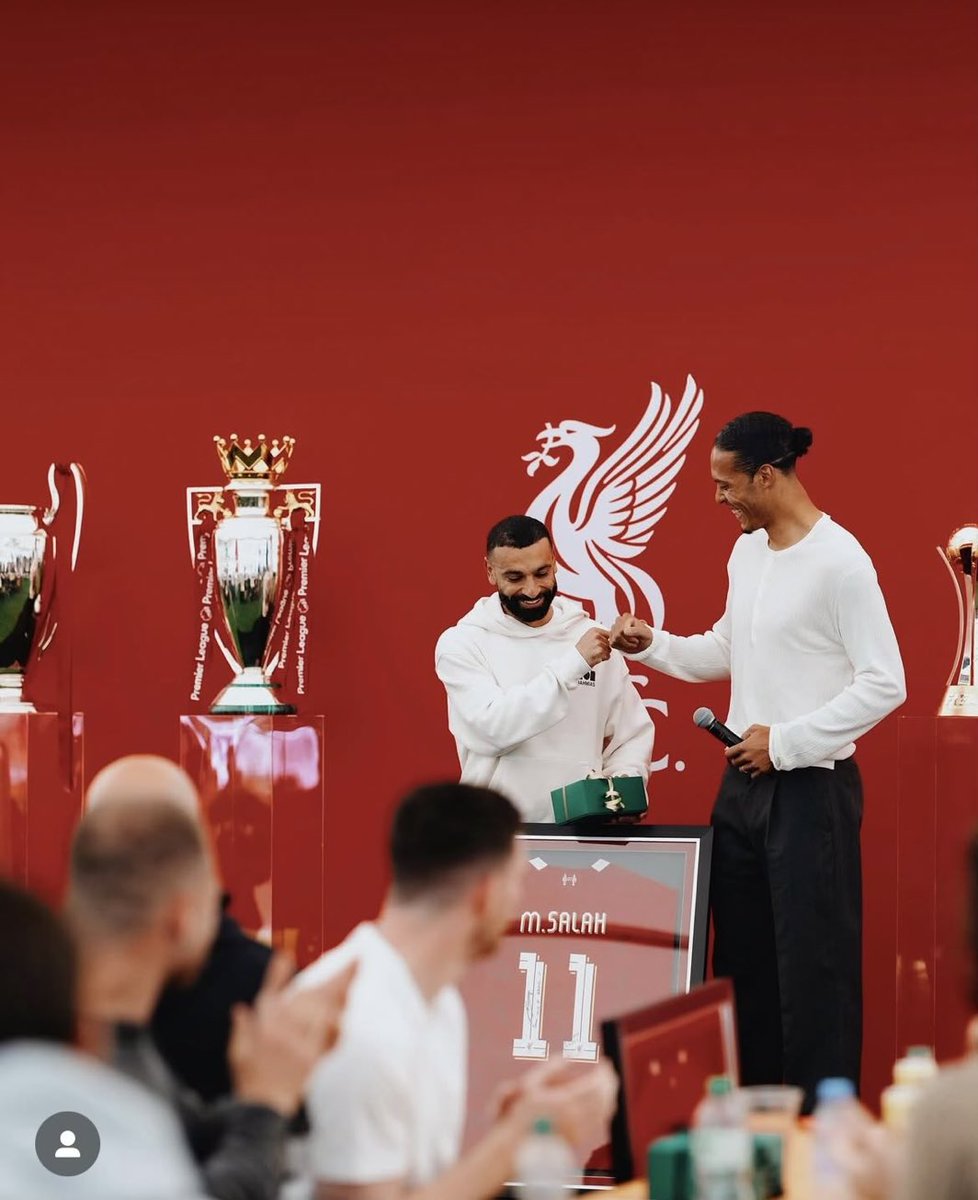 Anfield Edition | æ tweet media
