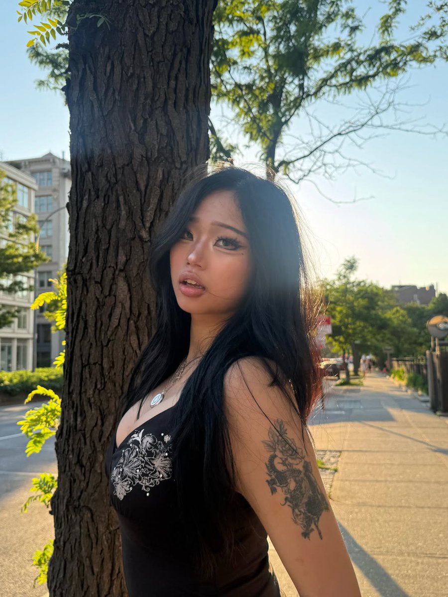 Annie 𑣲⋆ tweet media