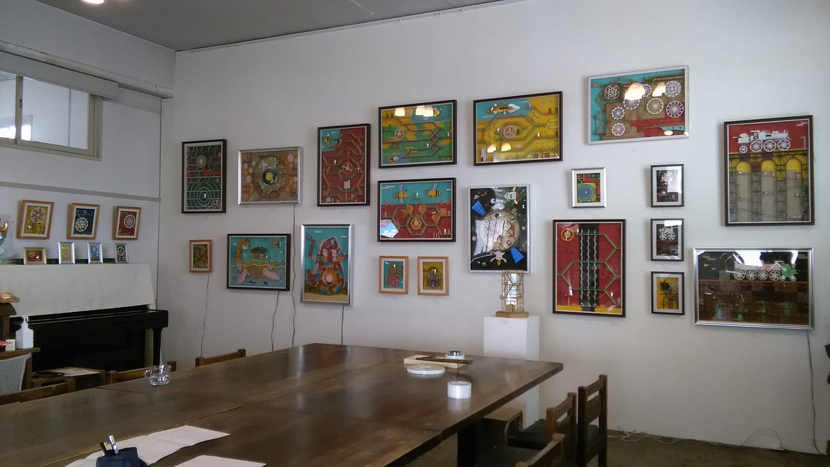 sen92958129's tweet photo. 5/25(月)から木津川市情報発信基地キチキチの作品展。
展示作業終了。B2パネル作品が並ぶ壁面は圧巻です。
全て動いてます。初日は終日在廊。お待ちしております。＃動くダンボールアート　＃リップルボード　＃カラーダンボール https://t.co/zx1OnnfB1G