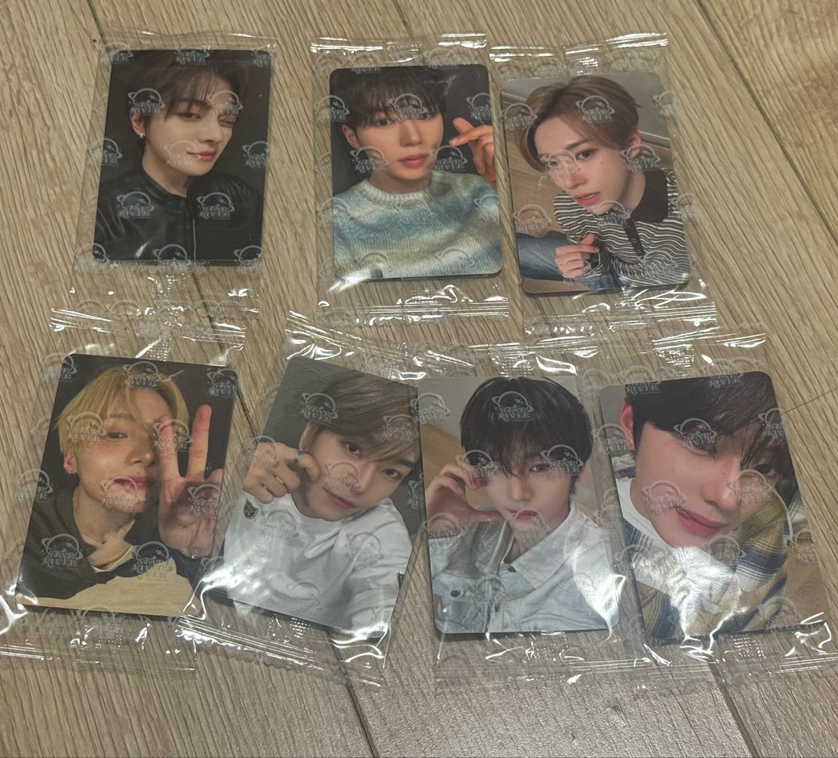 palaayoo's tweet photo. WTS ALD1 Alpha Drive One 알디원 EUPHORIA 미공개 포카 미공포 양도합니다 스타리버 영통 1set 4.8 문의 dm or kkt 

리오 준서 아르노 건우 상원 씬롱 안신 상현 뮤플 사웨 앺뮤 스타리버
https://t.co/vqHcHIK0qi https://t.co/XILtSST9W9