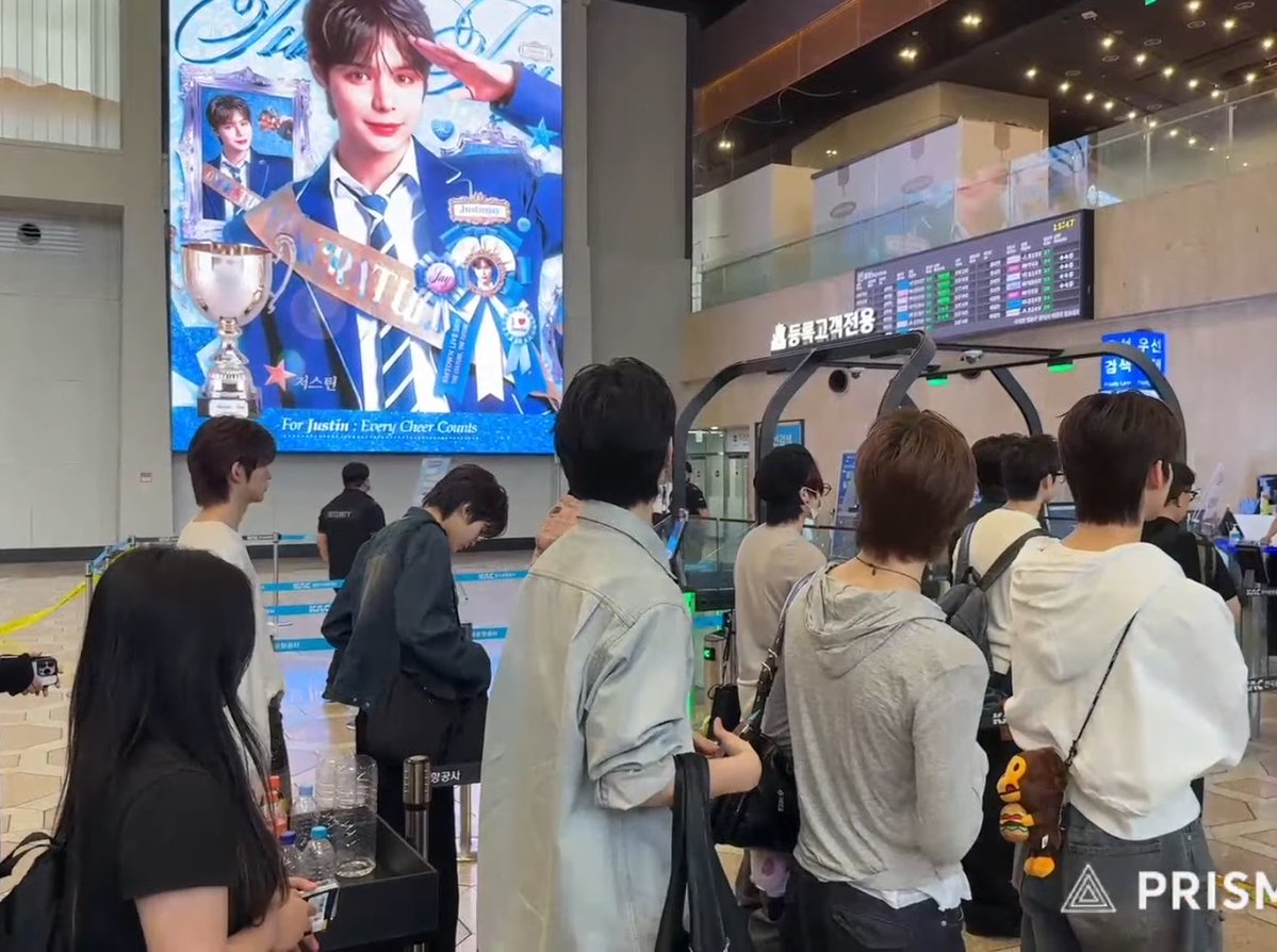 He waited for the screen to change then kept staring at it. I LOVE