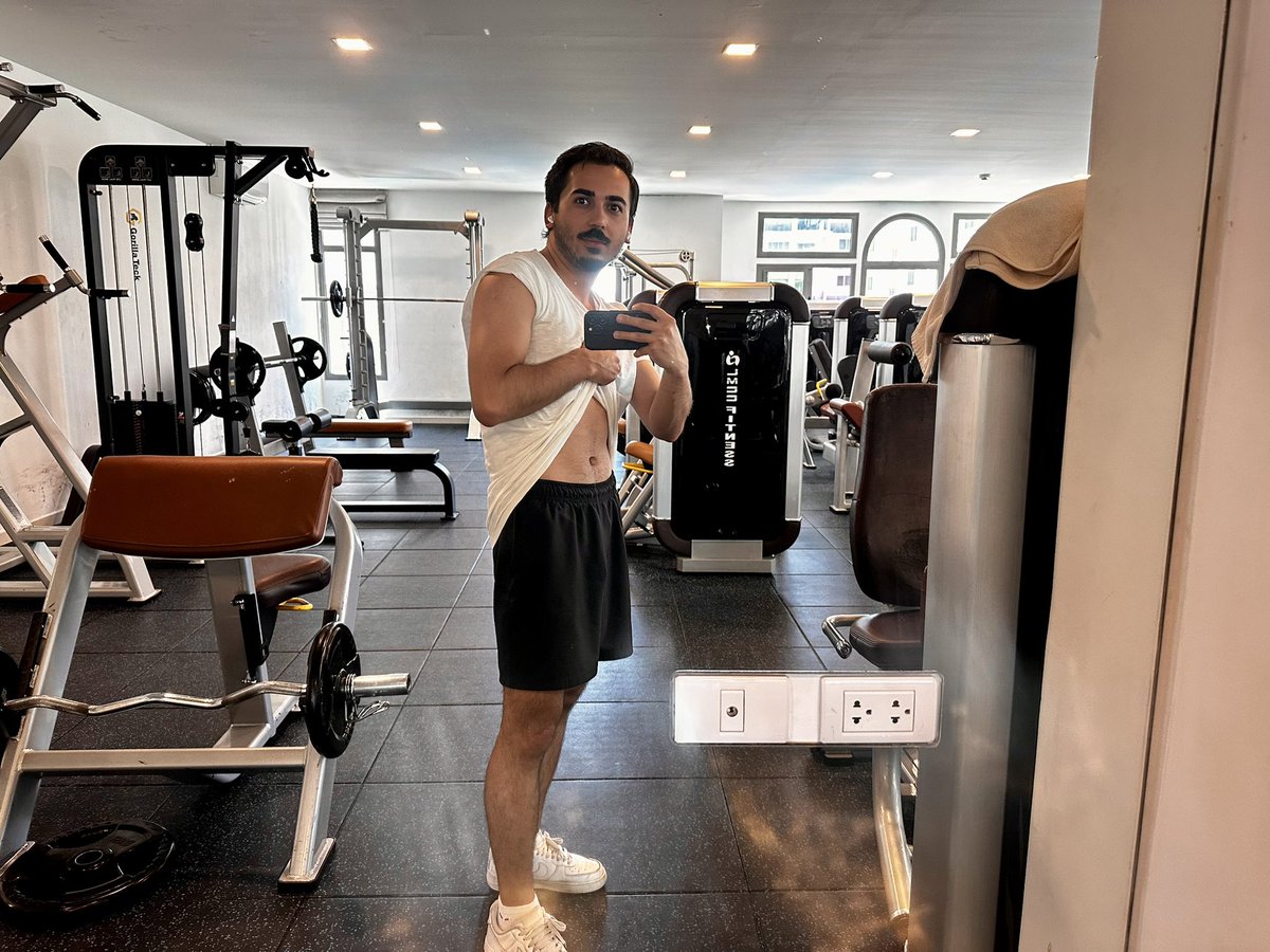 ali tiknazoglu tweet media