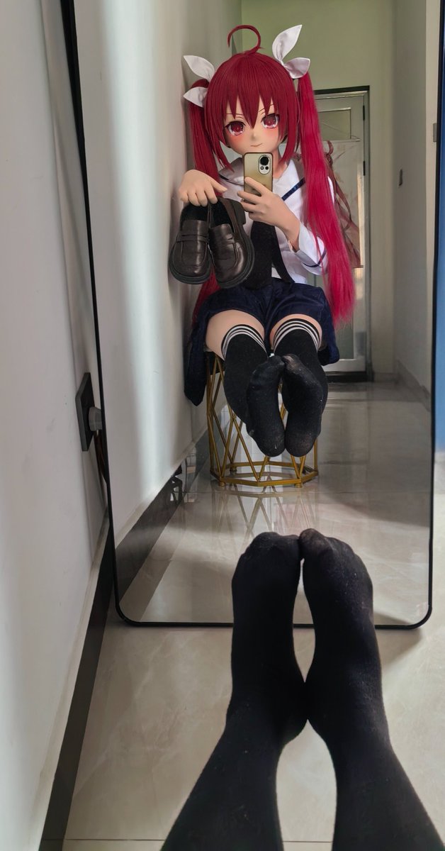 uuuuultron's tweet photo. 是要饭盒呢还是黑巧呢？
#kigurumi 
#五河琴里 https://t.co/akAzEhRpaJ