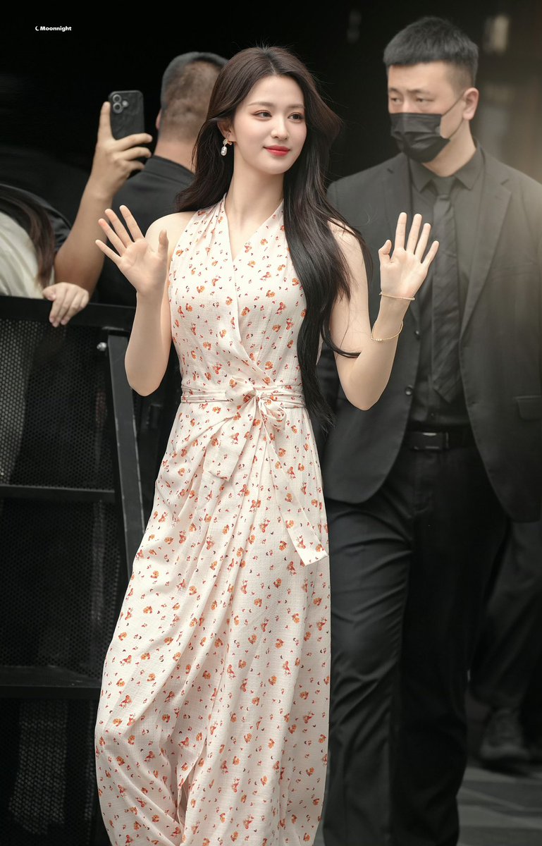 churanzip's tweet photo. 📸 260523 | LANCY FROM25 event in Beijing with Wang Churan HQ photos

© Moonnight | 王楚然

#WangChuran #王楚然 https://t.co/04vEMthHsJ