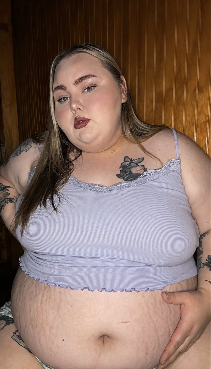 BBWNikole tweet media