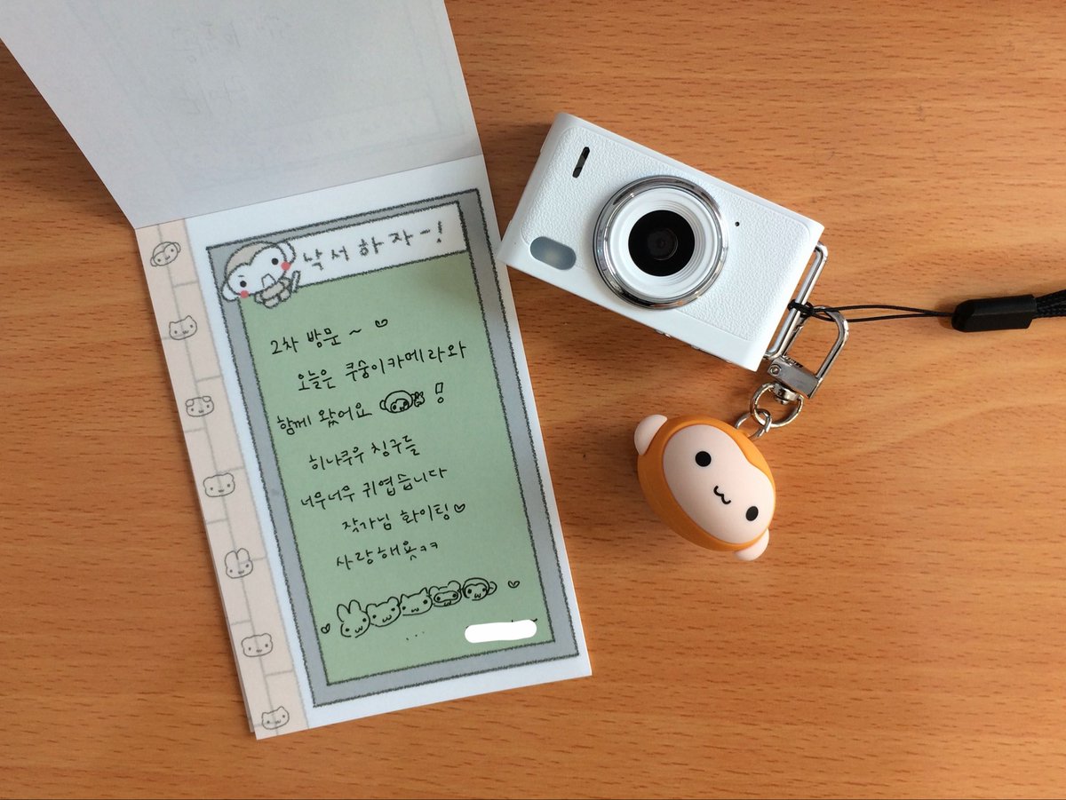 qpdgpd's tweet photo. 메바 히나쿠우 팝업 다녀왔어요 ㅎㅎ /// https://t.co/AKYHbYM4l8