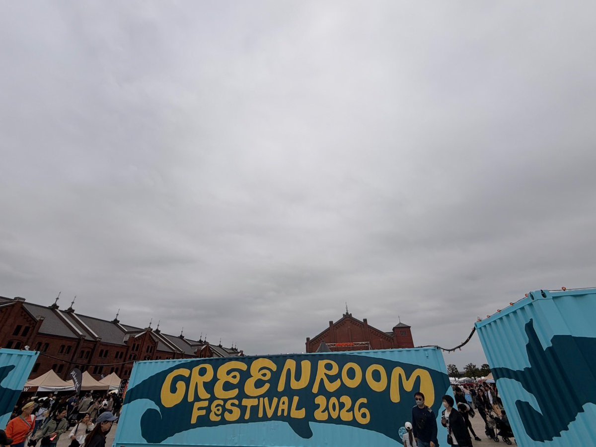 KREVA_DrK_dj908's tweet photo. [STAFF]
2026/5/23(土)
「GREENROOM FESTIVAL 2026」
横浜赤レンガ倉庫

#KREVA はこのあと
17:30〜
🏝️GOOD WAVE STAGEに登場‼️
思いっきり楽しんでください🎤

★NEW FESグッズも販売中

https://t.co/JxliJ4RQZa

#KREBand 
#greenroomfestival https://t.co/9aJRw8xOwT