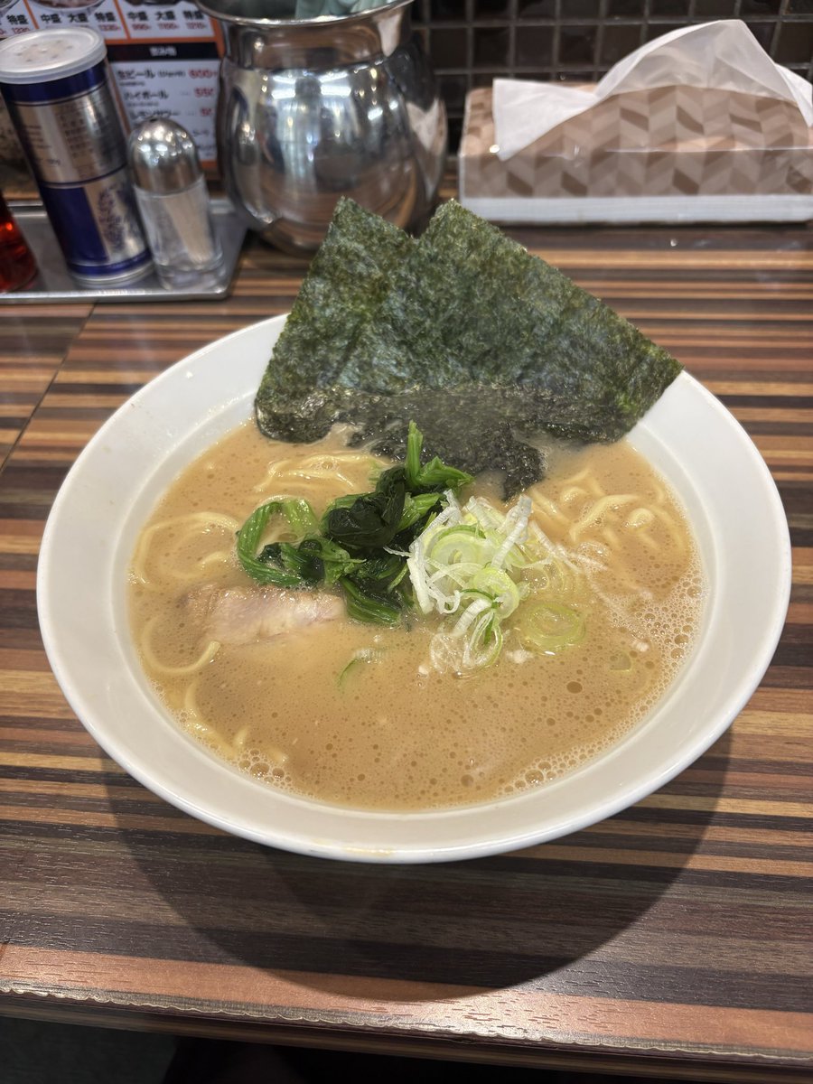 あんな tweet media