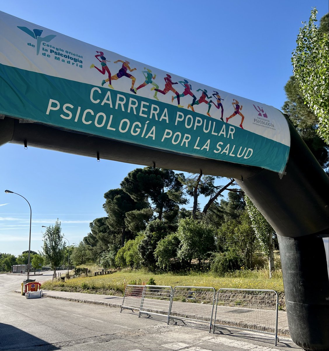 Colegio Oficial de la Psicología de Madrid tweet media