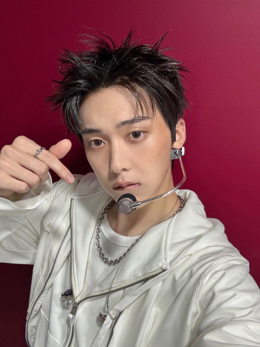 YOON SAN-HA OFFICIAL tweet media