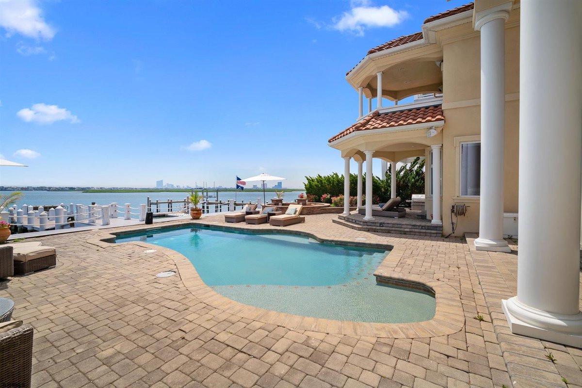 BrigantineNancy's tweet photo. 554 W Shore Dr
Nancy J. Campione
Realtor® Broker Associate
Weichert
609-517-0009
554 W Shore Dr
Welcome to West Shore Villa, a distinguished bayfront estate located on Brigant...
https://t.co/Zo5ZsmAArm https://t.co/wiYkgQvy1r