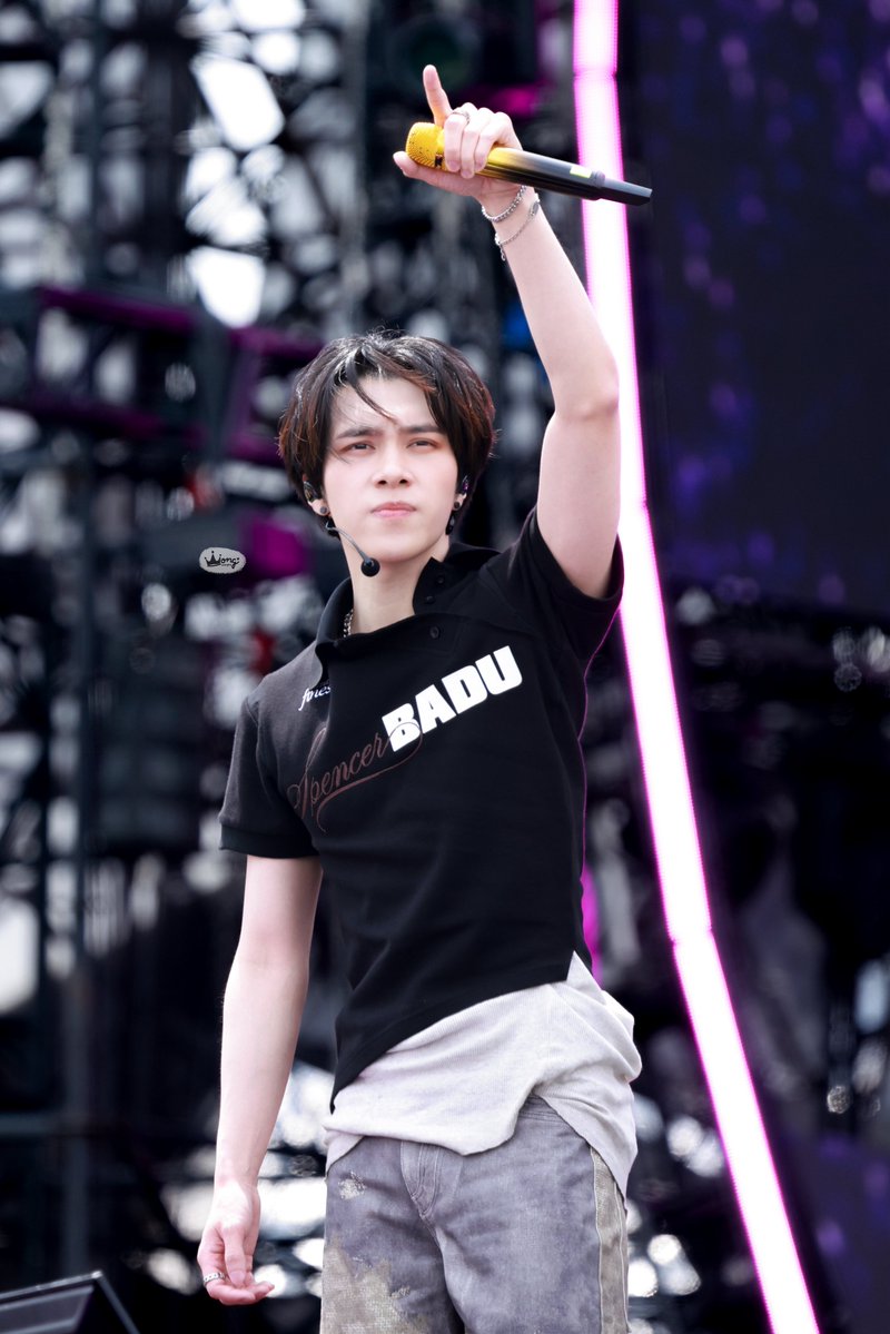 WONG ♥︎ HENDERY tweet media