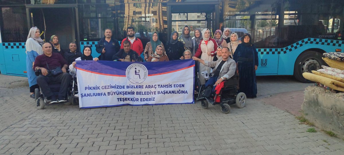 suofid's tweet photo. Dernek üyelerimiz ve kursiyerlerimiz ile birlikte Bozova'da piknik programı düzendik. Gezimizde bizlere ulaşım aracı sağlayan Şanlıurfa Büyükşehir Belediyesi Ulaşım daire başkanlığına Teşekkür ederiz. https://t.co/6Taqof2qmn