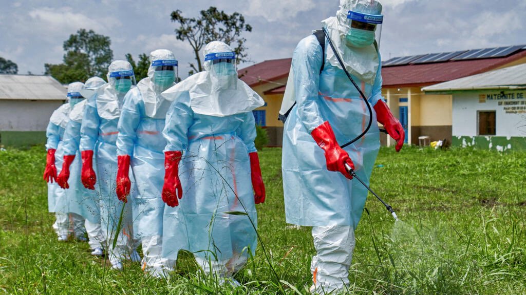 MichelSidibe's tweet photo. Ebola est de retour en #RDC. Derrière chaque cas, il y a une famille, un agent de santé, une communauté qui vit dans la peur.

Nous ne pouvons pas normaliser les épidémies. La compassion sans action coûte des vies.

Le monde s’est mobilisé contre Ebola hier — il doit se tenir à nouveau aux côtés de la RDC aujourd’hui. #Ebola #RDC
@fatshi13  @Presidence_RDC @Dr_JeanKaseya @rogerkamba @DrTedros