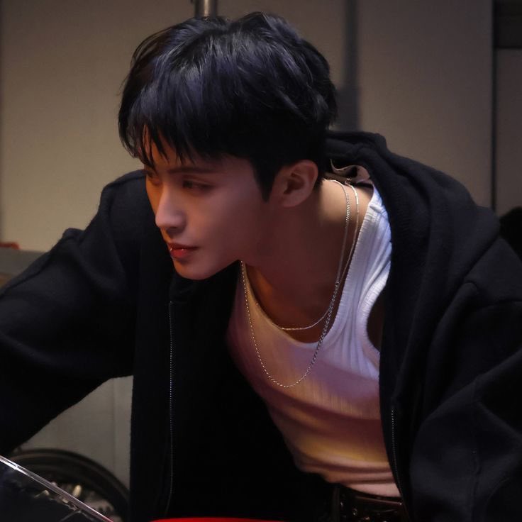 리 tweet media