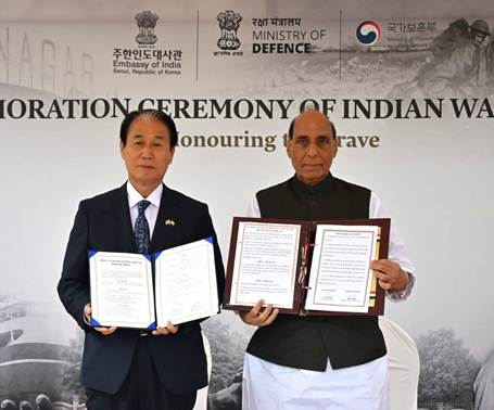 THEEURASIATIMES's tweet photo. “🇮🇳India + 🇰🇷South Korea: subs, jets, missiles and joint factories. Not a drill — a defence industrial revolution. Watch supply chains, not just headlines. The defence ties between the countries are deepening despite China constraint. #IndoROK #Defence https://t.co/nsYGmpMT1H